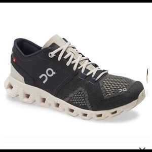 On Cloud X Training women’s 9